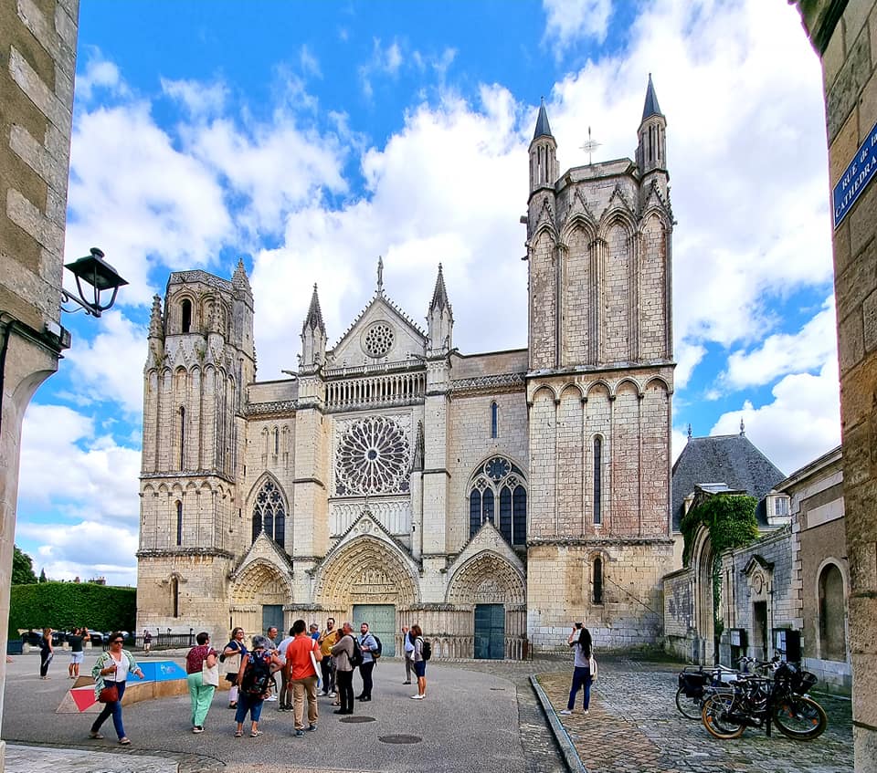 Guide Aquitaine, Guide Poitiers, Visiter Poitiers