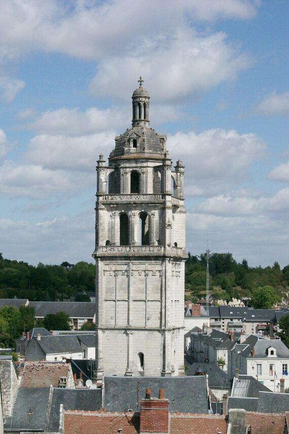 Visite de Loches avec un guide privé (1 à 10h)