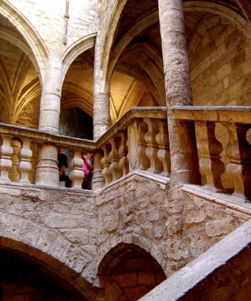 Visiter Pézenas avec un guide privé