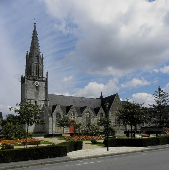 Visite de Pontivy avec un guide privé (1 à 10h)