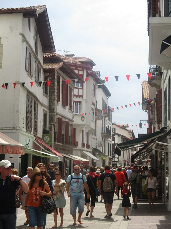 Visiter Saint-Jean-de-Luz avec un guide privé