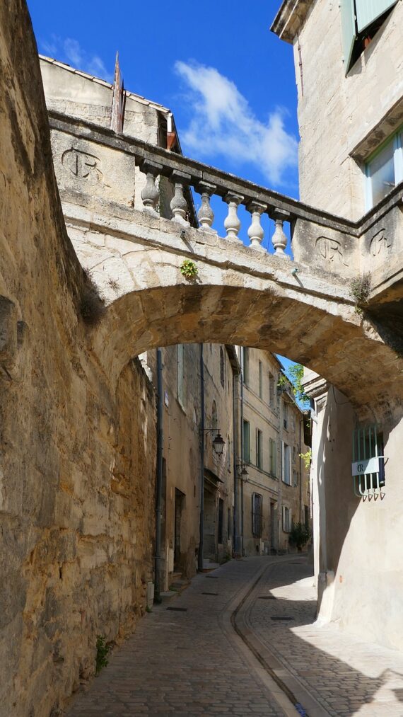 Visiter Uzès avec un guide privé